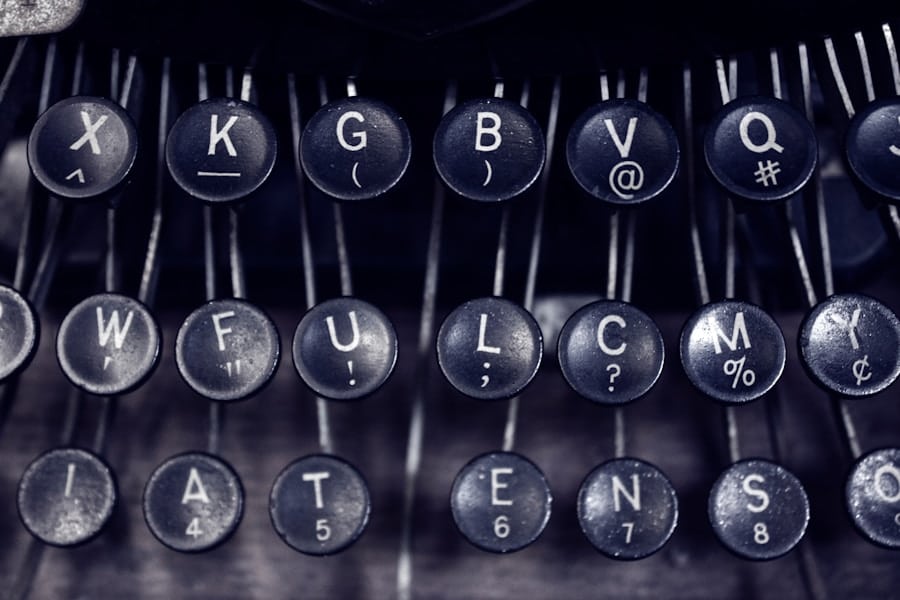 Photo Inclusive Language: How to Write Messages That Reach Everyone