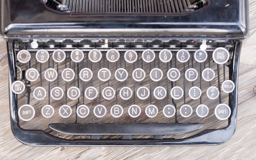 Photo "Business Writing: Avoid Jargon and Make Your Message Clear"