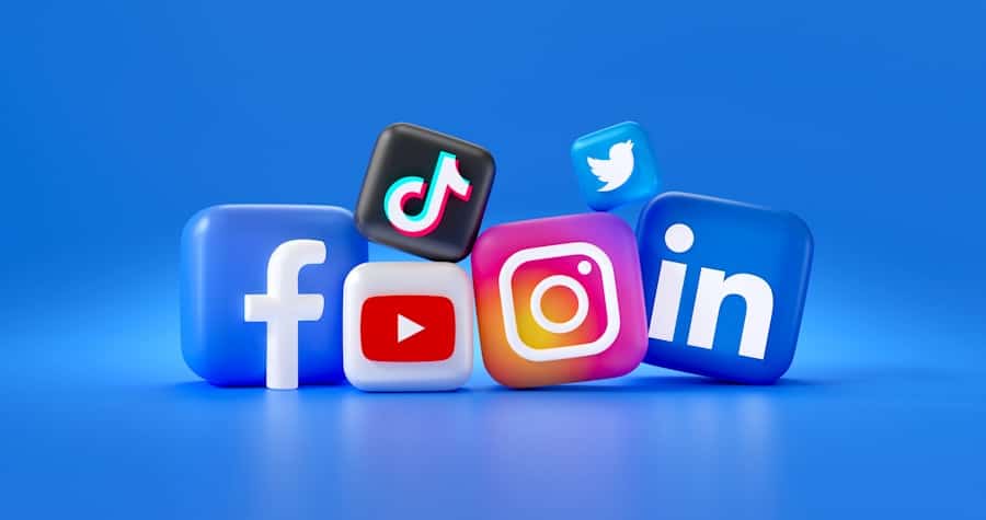 social media communication behavior