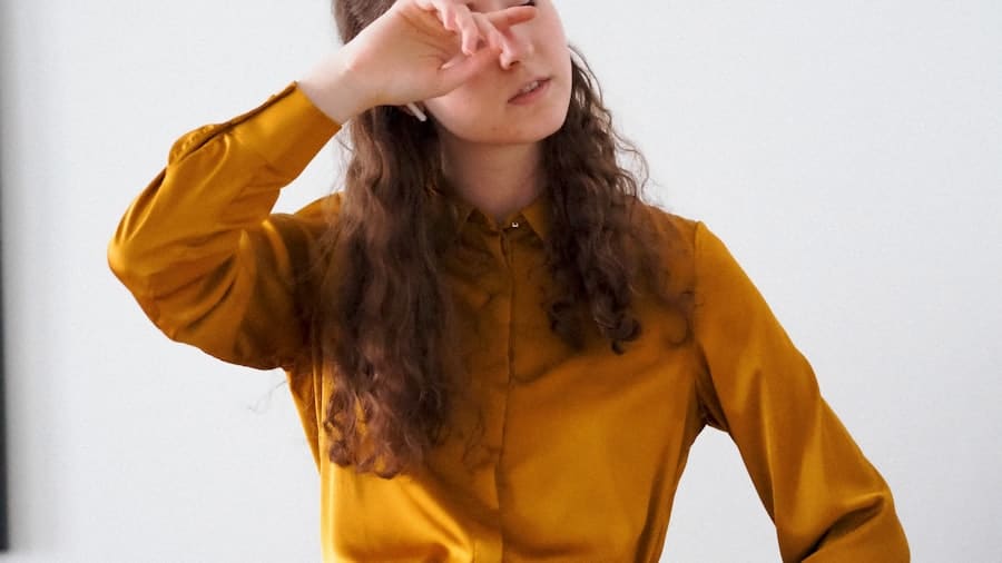 Photo non-verbal signals