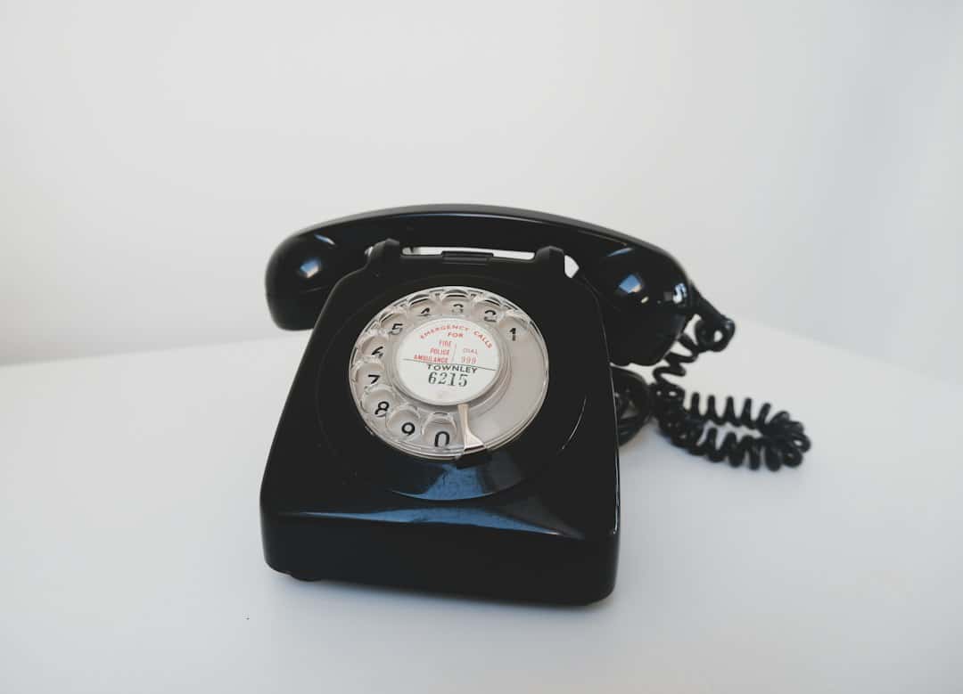 Photo voice tone telephone conversations